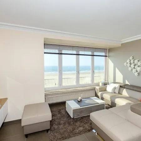 Lecomte - The Shoreline Beachhouse 77 *